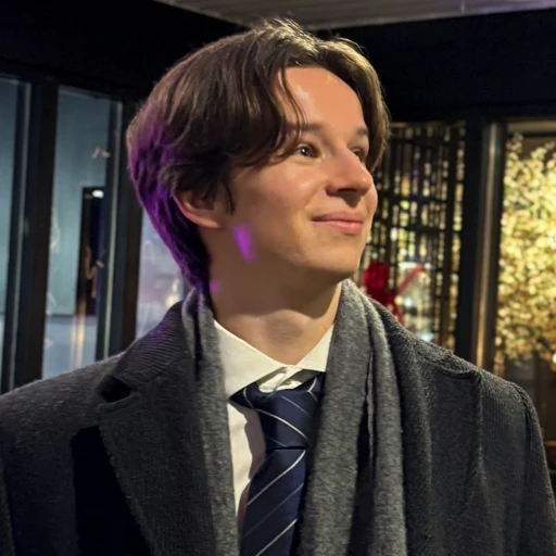 kmaxi's profile picture